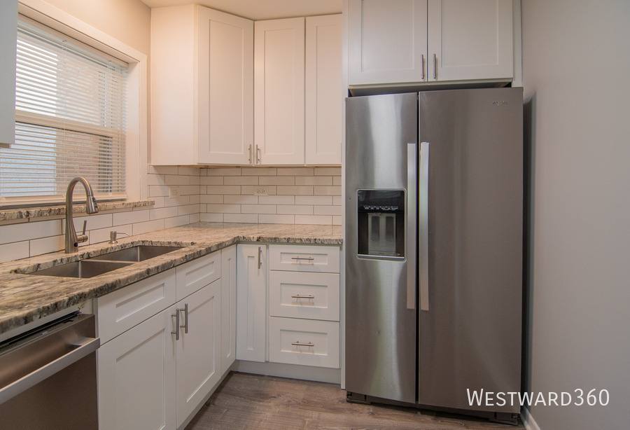 3249 N Keeler #2E, Chicago, IL 60641 - Apartment for Rent
