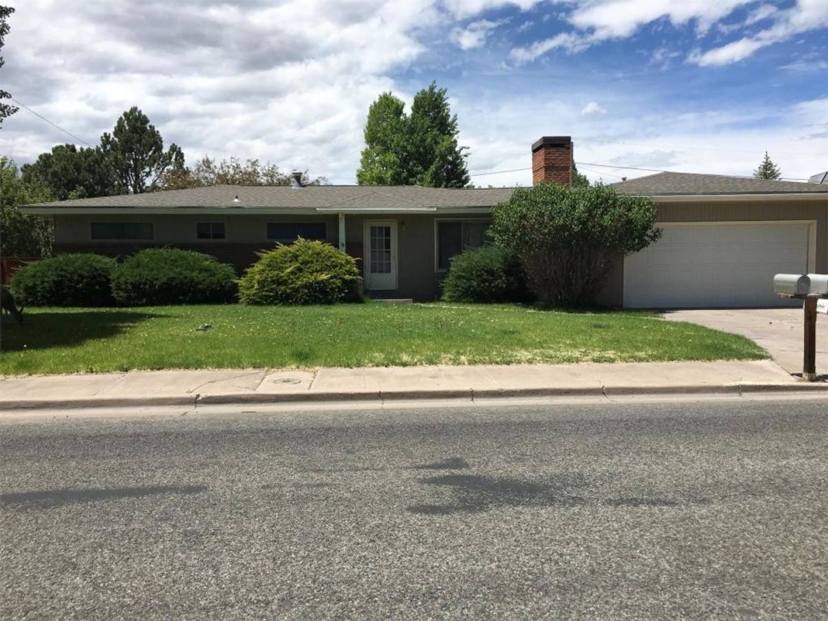 House for rent at 711 Murphy Dr, Alamosa, CO 81101
