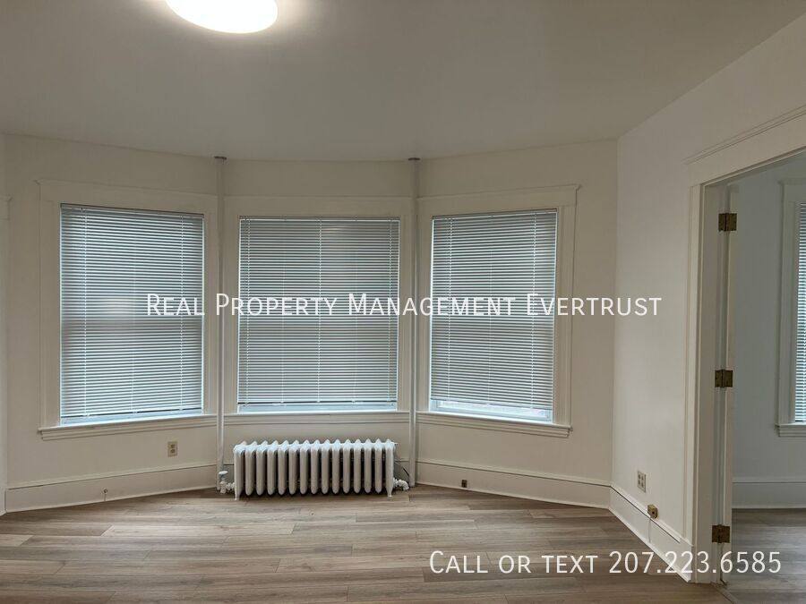 Apartment for rent at 53 Wood St #1 Front First, Lewiston, ME 04240