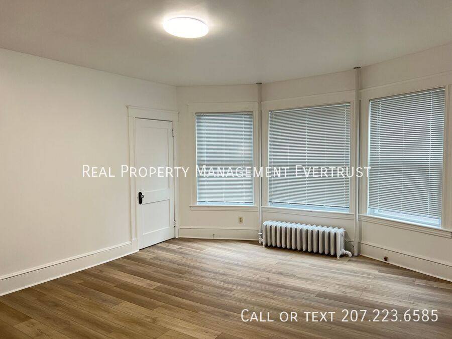 Apartment for rent at 53 Wood St #1 Front First, Lewiston, ME 04240