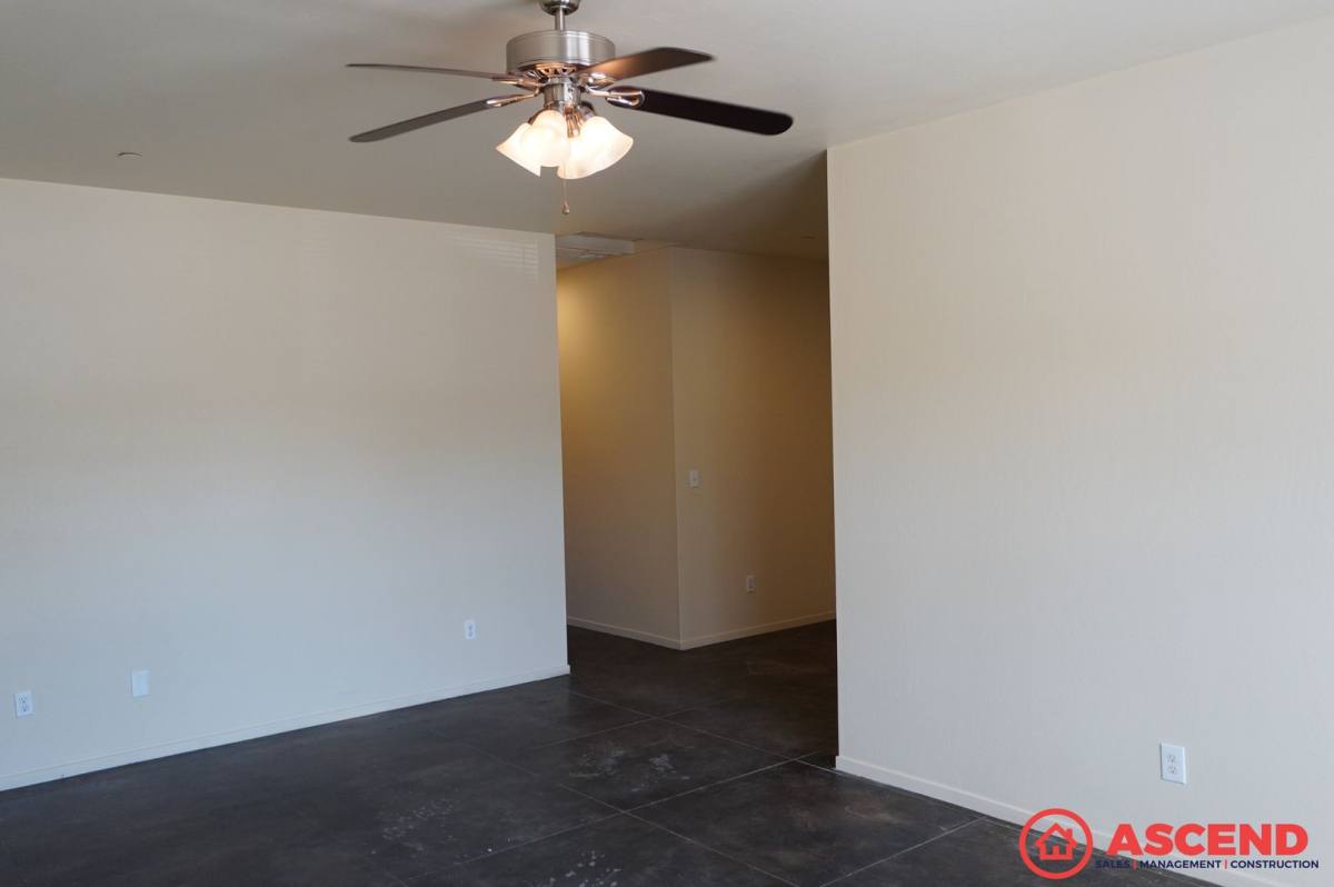 Apartment for rent at 222 Harding Ave, Bakersfield, CA 93308