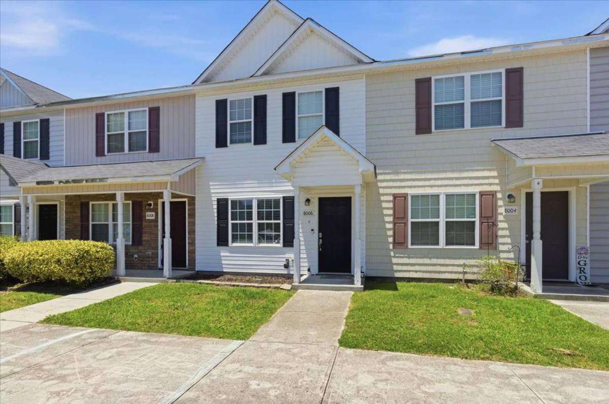 Townhouse for rent at 8006 Banister Loop, Jacksonville, NC 28546