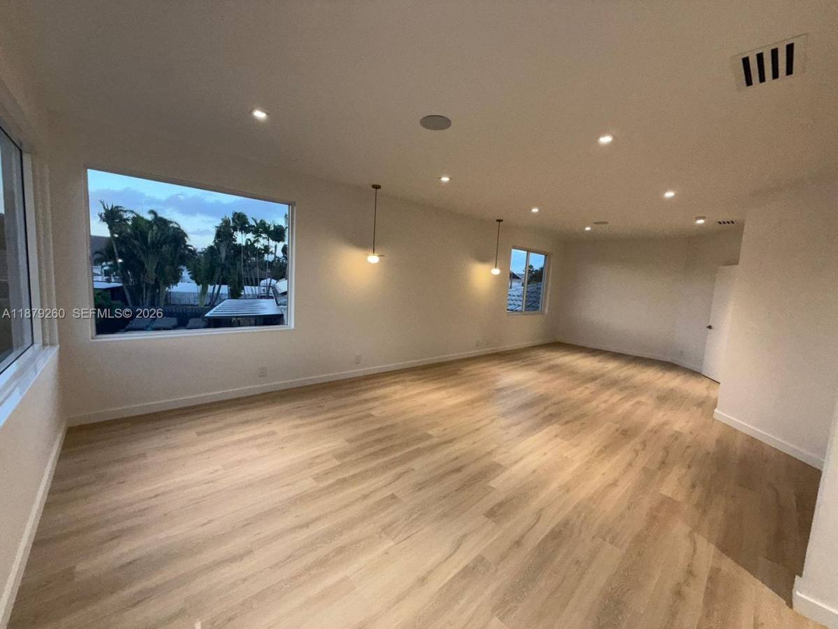 House for rent at 5371 SW 32nd Terrace, Hollywood, FL 33023