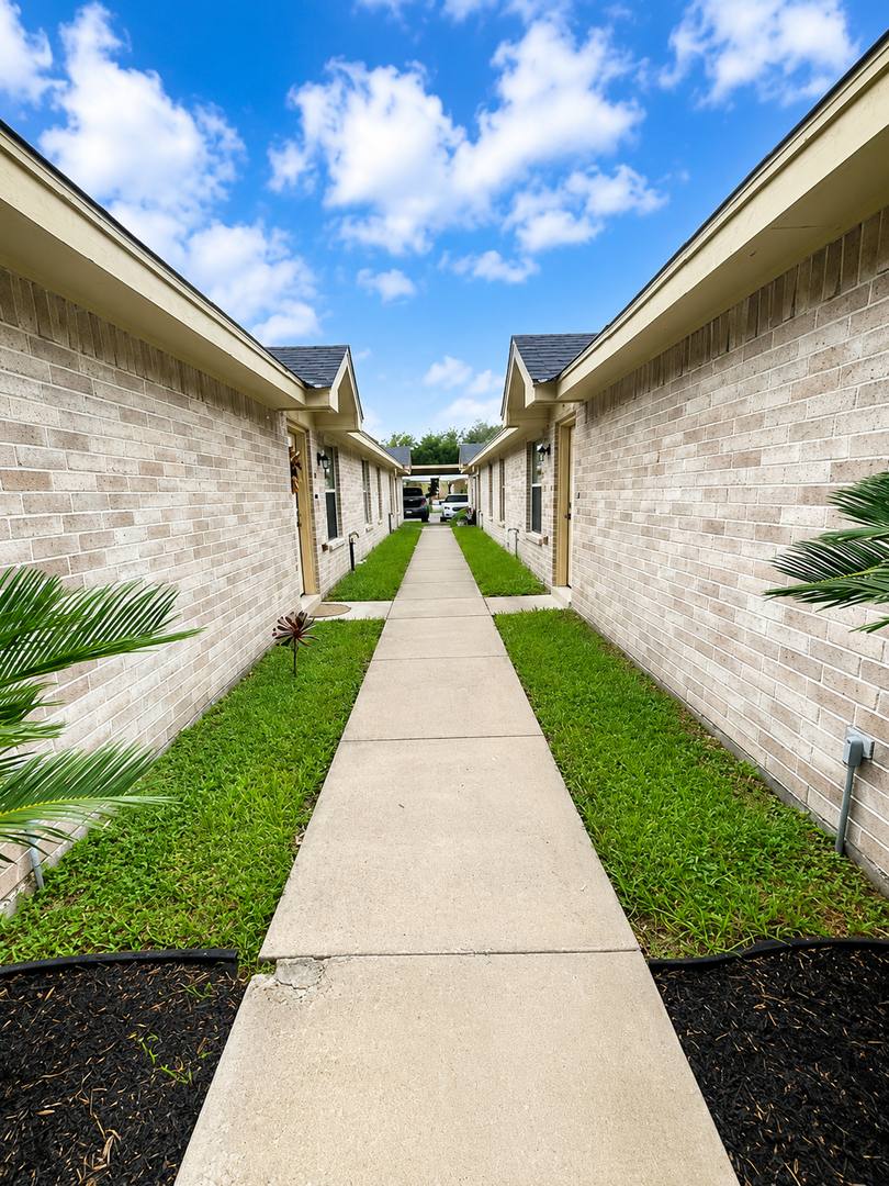 Apartment for rent at 3602 Fairmont Ave, Pharr, TX 78577