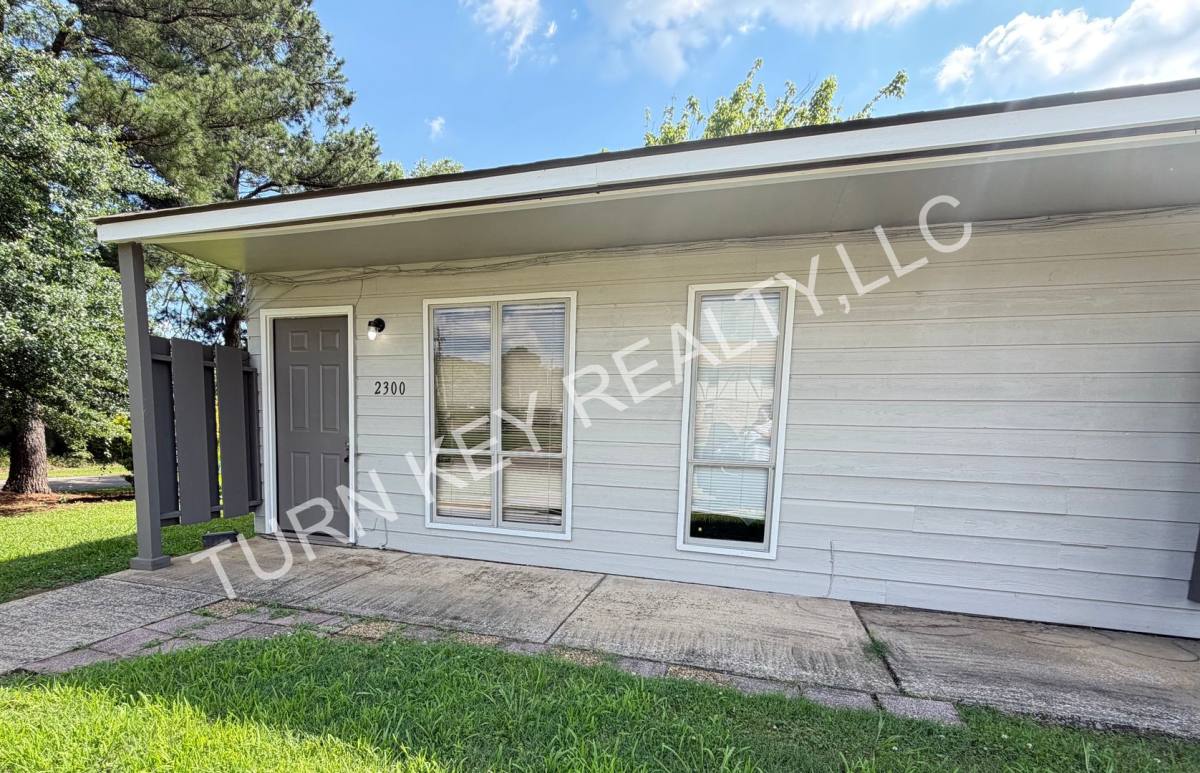 Condo for rent at 2300 Grayson Valley Circle, Birmingham, AL 35235
