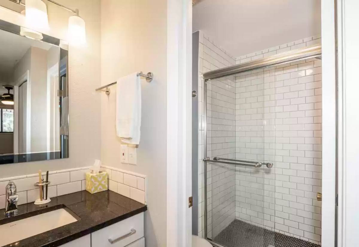 Apartment for rent at 665 Manhattan Dr, Boulder, CO 80303