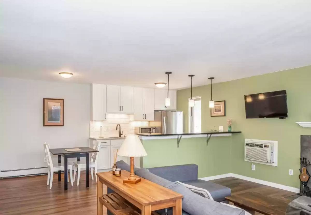 Apartment for rent at 665 Manhattan Dr, Boulder, CO 80303