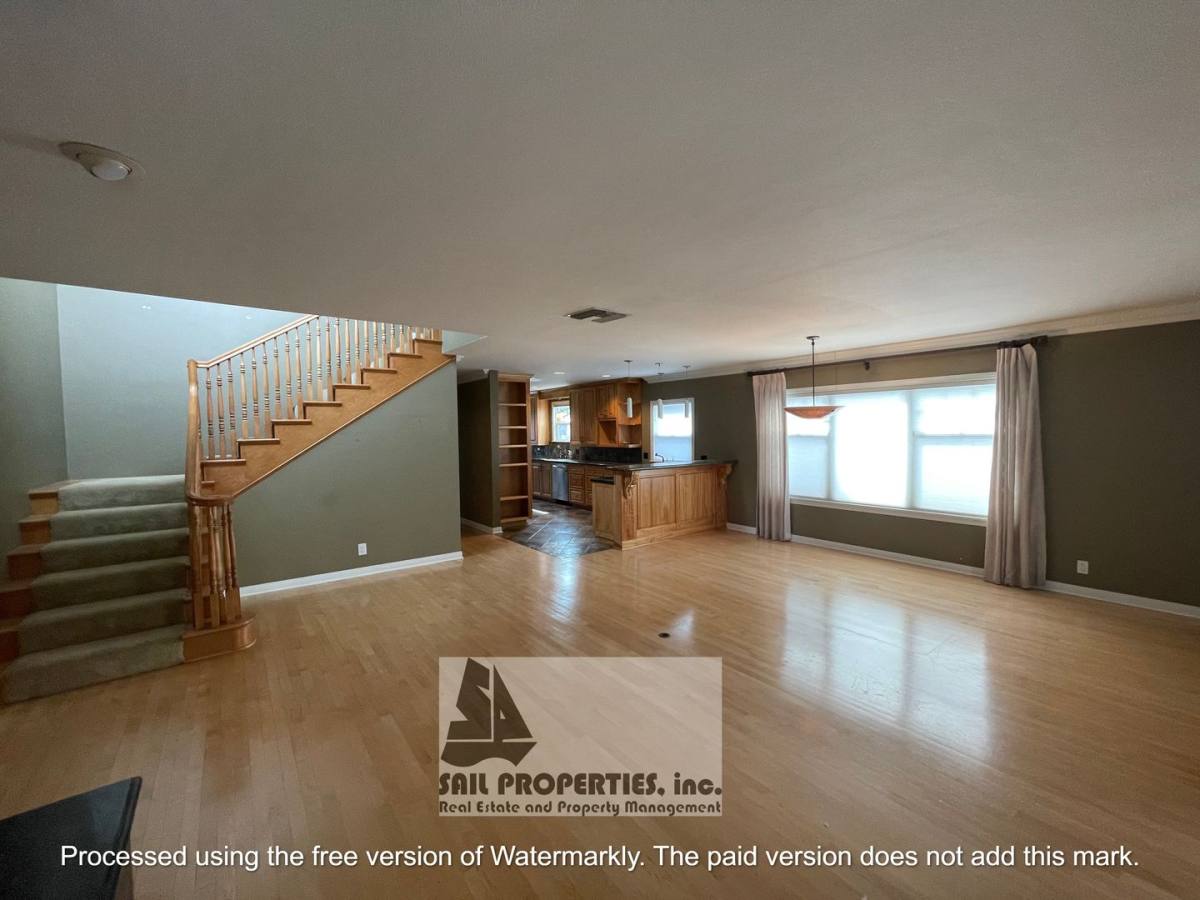 House for rent at 220 Baltimore Ave, Huntington Beach, CA 92648