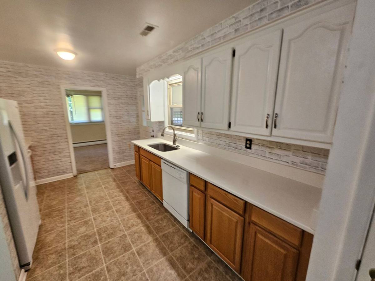 House for rent at 1812 Ashley Dr, Virginia Beach, VA 23454