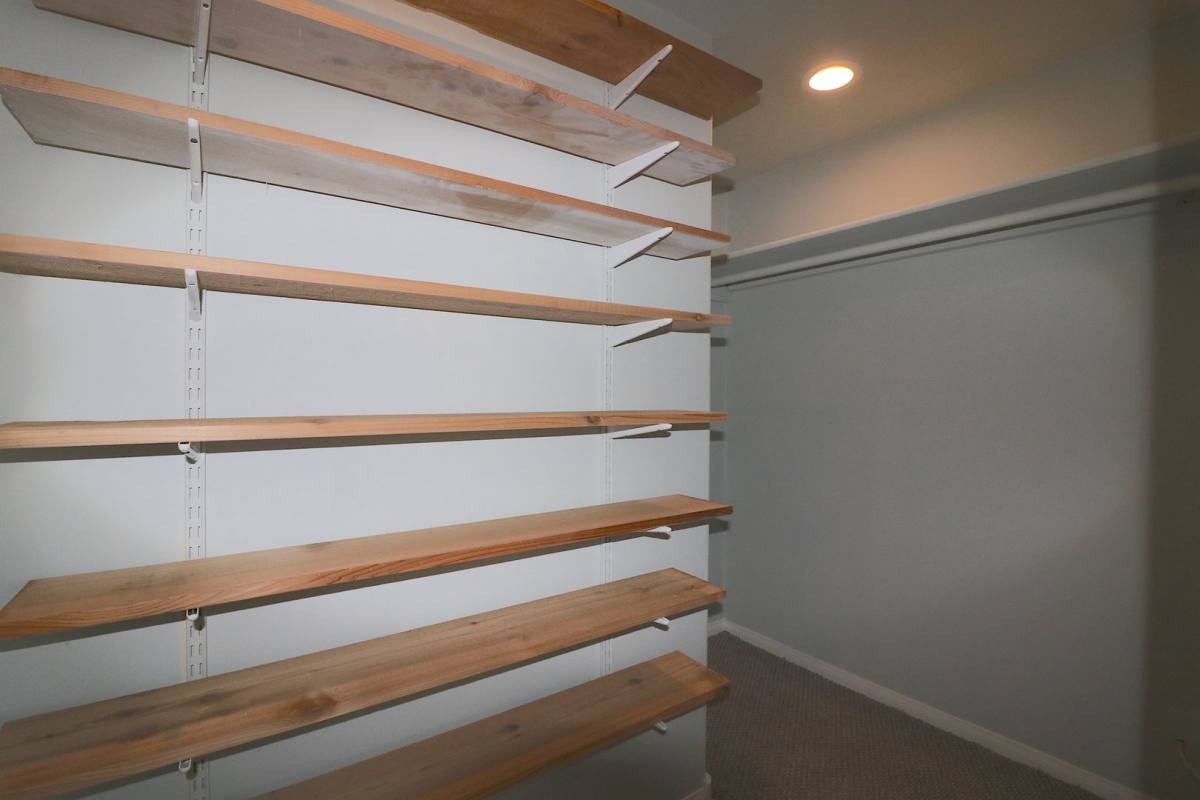 Apartment for rent at 858-860 Dewitt Ave, Encinitas, CA 92024
