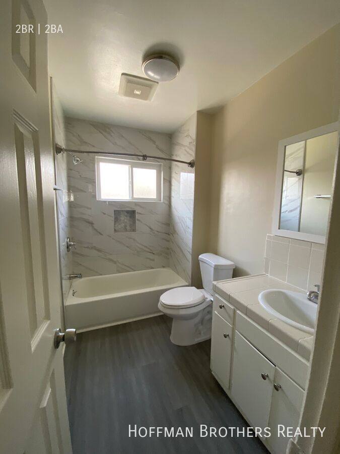 Apartment for rent at 4025 Coco Ave #10, Los Angeles, CA 90008