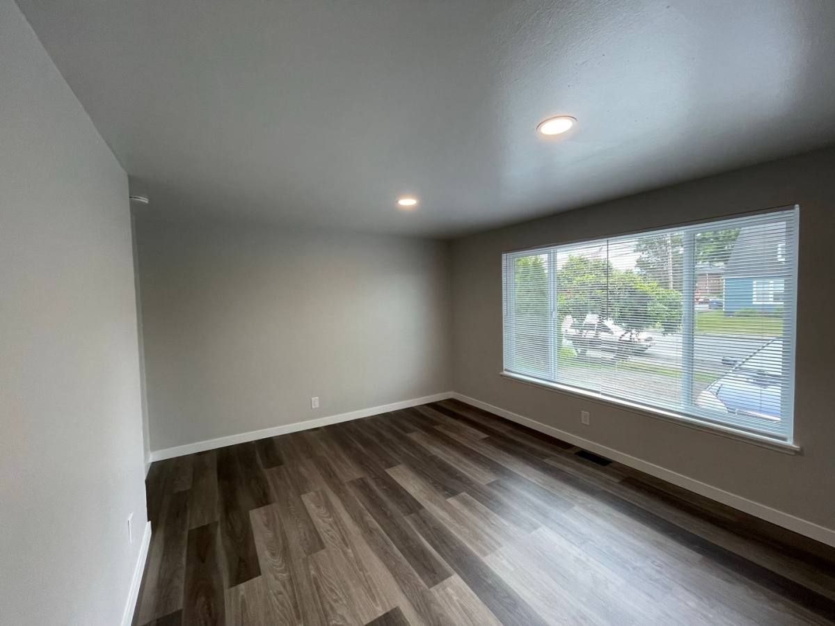 Apartment for rent at 2232 Hoyt Ave, Everett, WA 98201