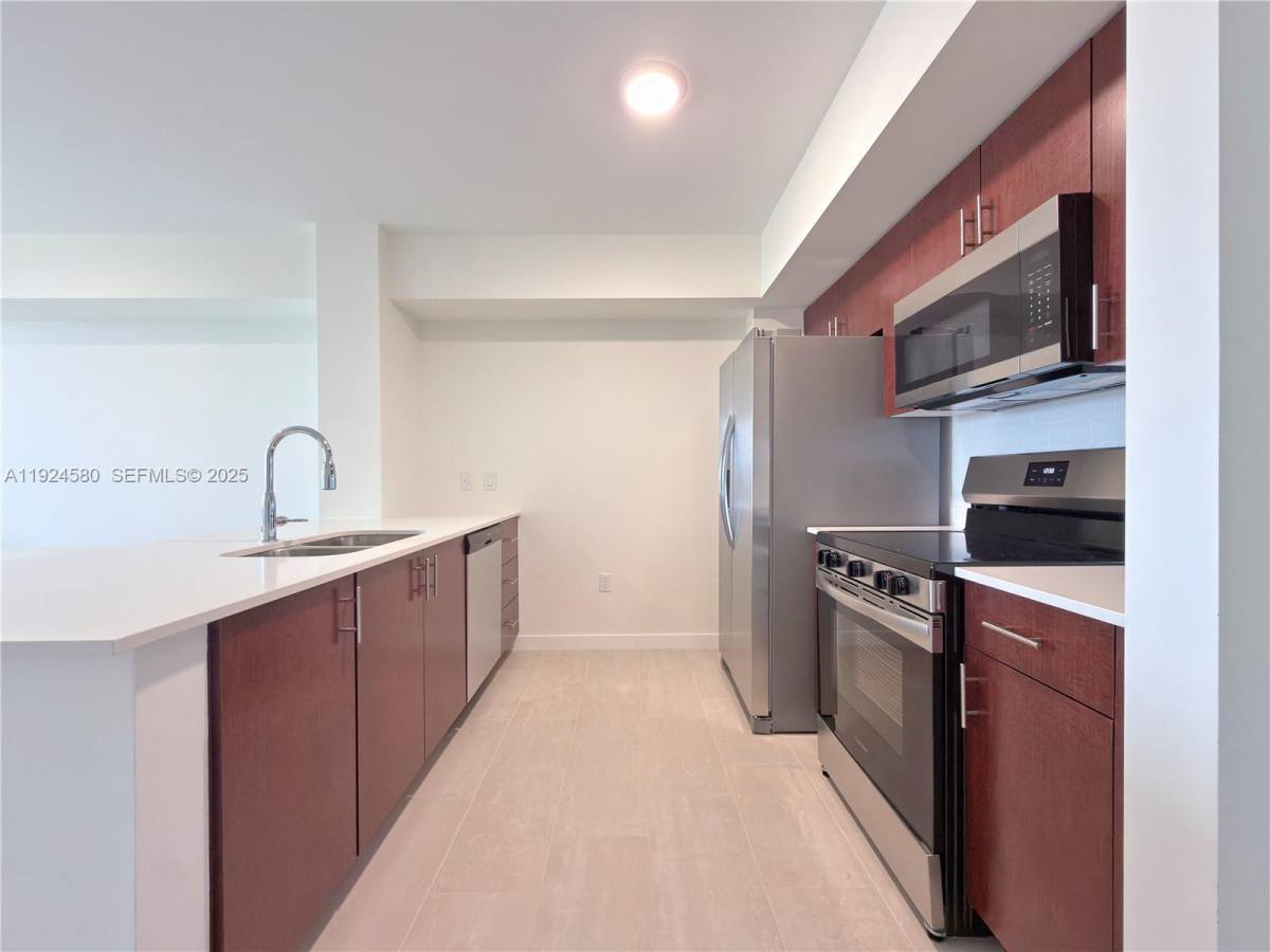 Apartment for rent at 11239 NW 4th Terrace #11239A1 20, Miami, FL 33172