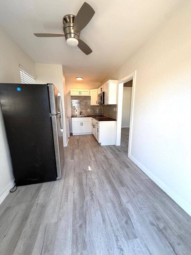 Apartment for rent at 3181 Hatton St, Sarasota, FL 34237