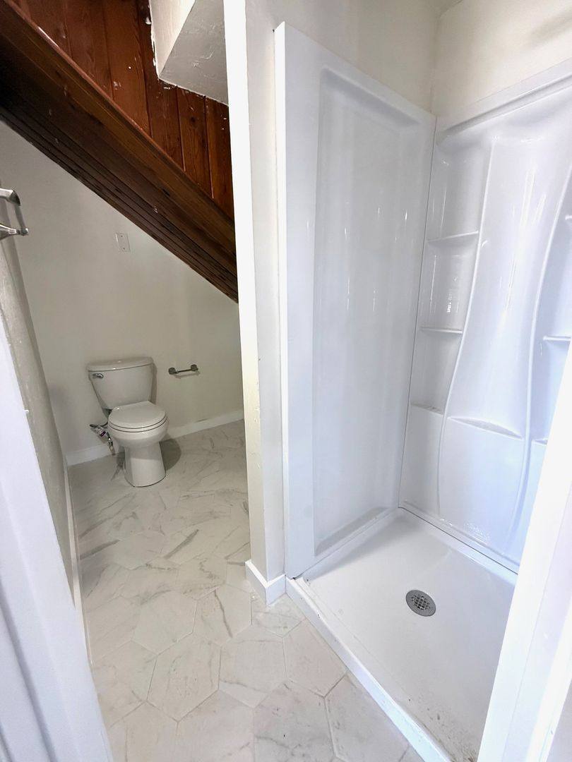 Apartment for rent at 3181 Hatton St, Sarasota, FL 34237