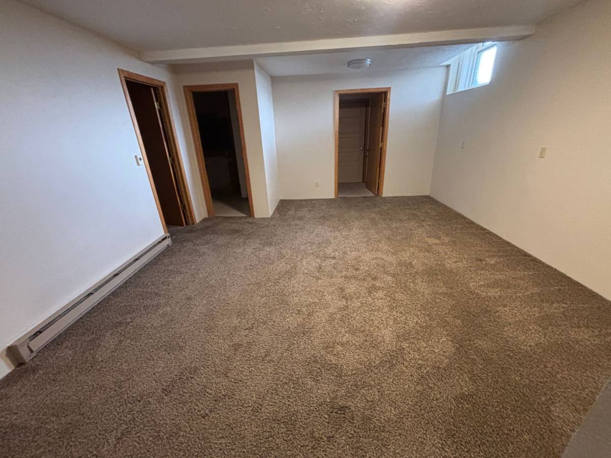 Apartment for rent at 119 Maple St, Lawton, IA 51030