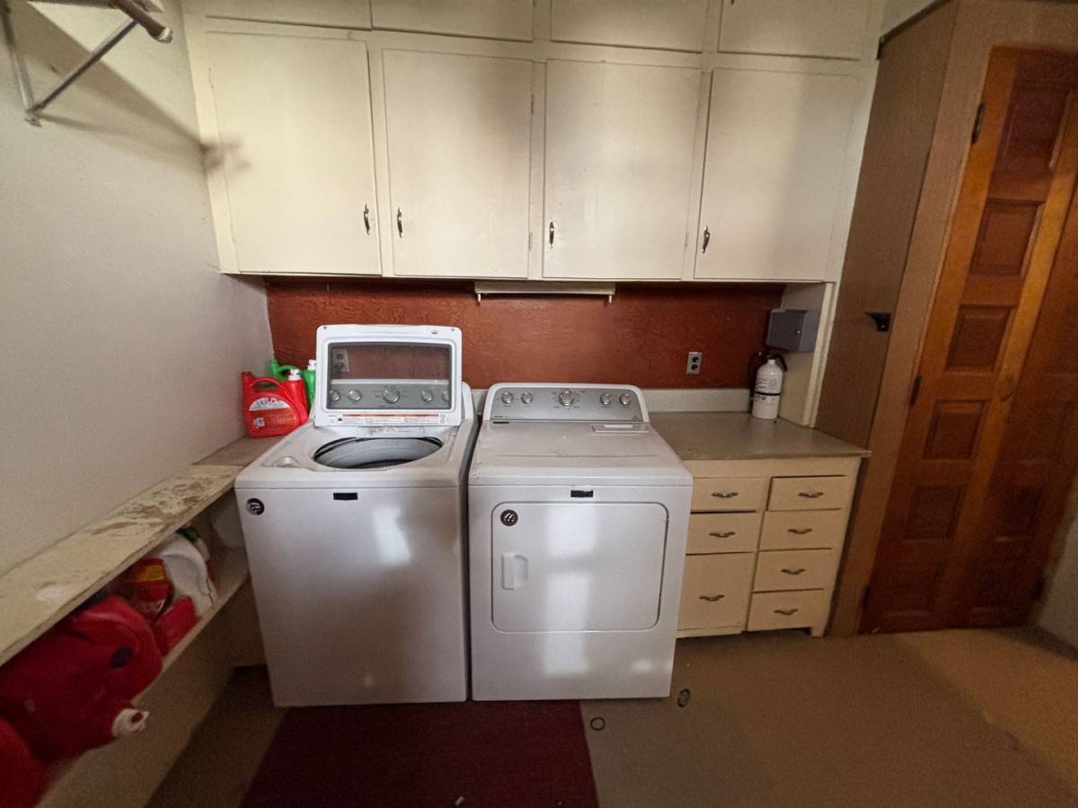 Apartment for rent at 119 Maple St, Lawton, IA 51030