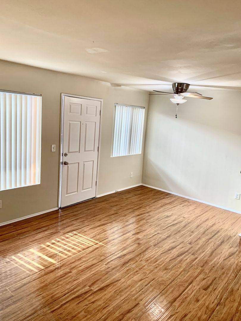 Apartment for rent at 14309 Sylvan St, Van Nuys, CA 91401