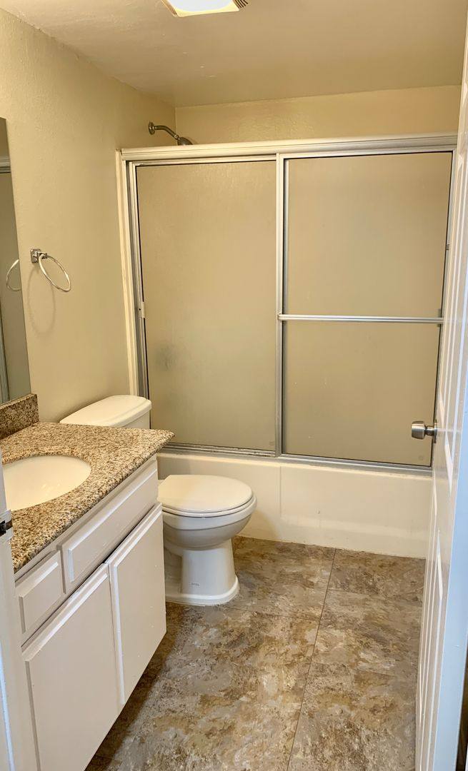Apartment for rent at 14309 Sylvan St, Van Nuys, CA 91401