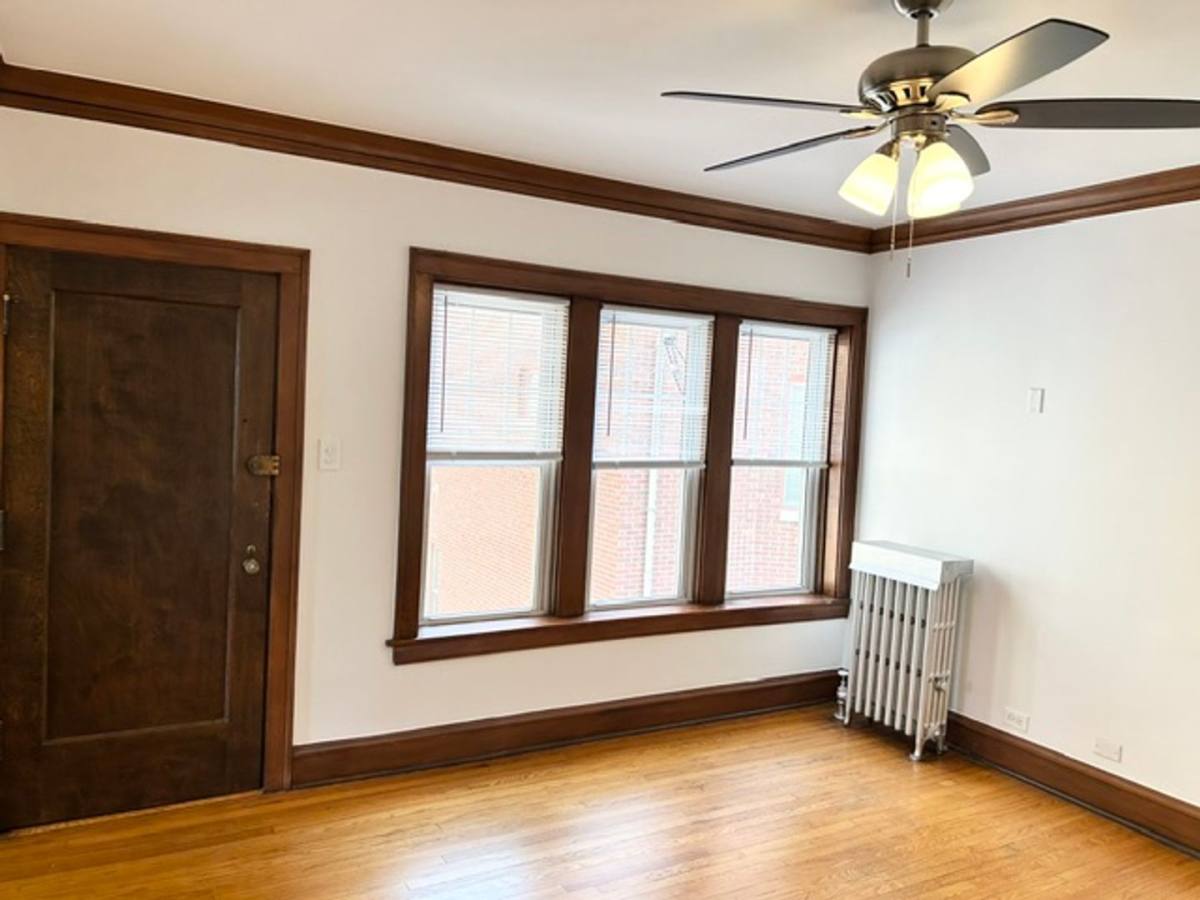 Apartment for rent at 3624-26 N Greenview, Chicago, IL 60613