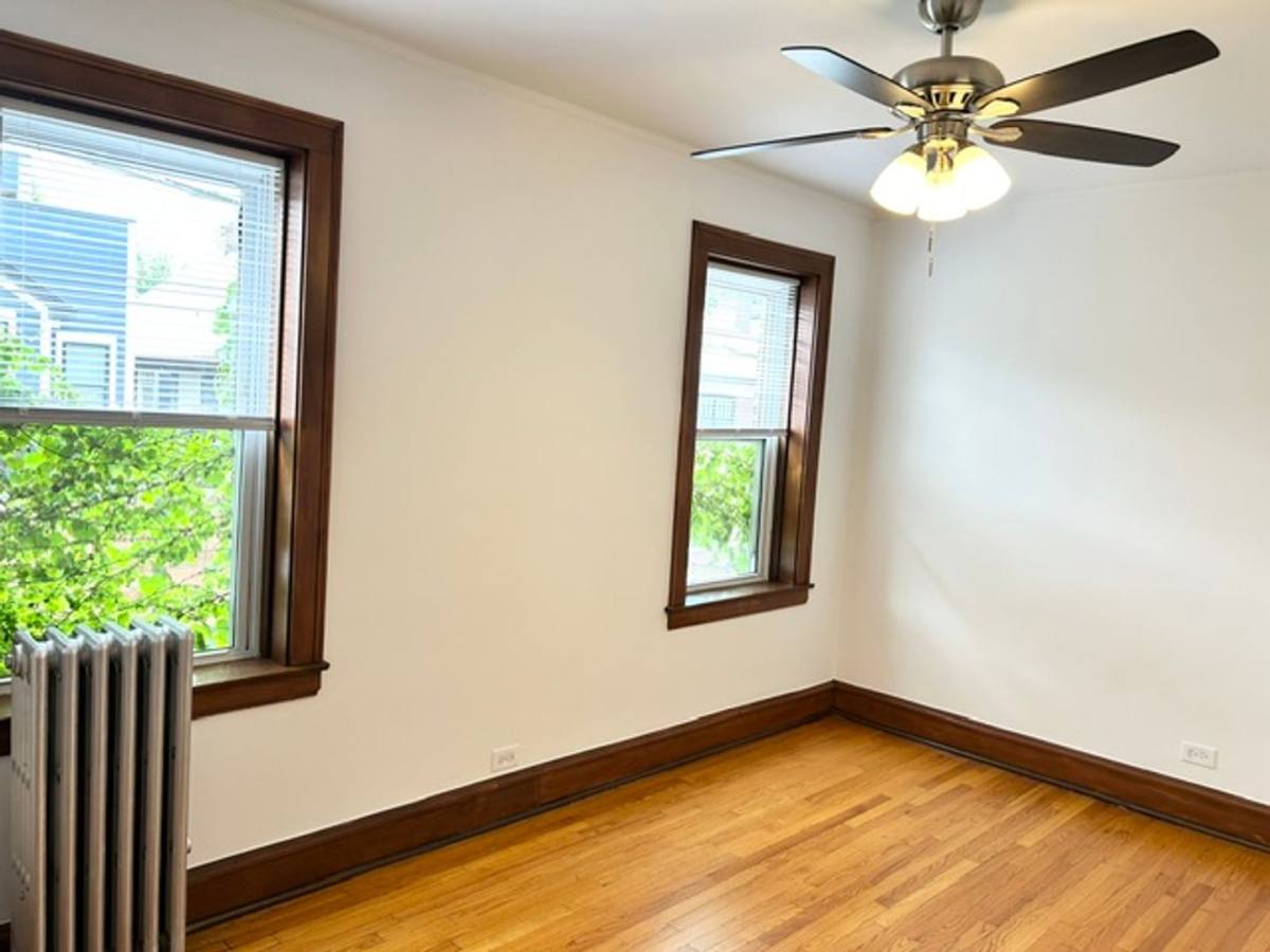 Apartment for rent at 3624-26 N Greenview, Chicago, IL 60613