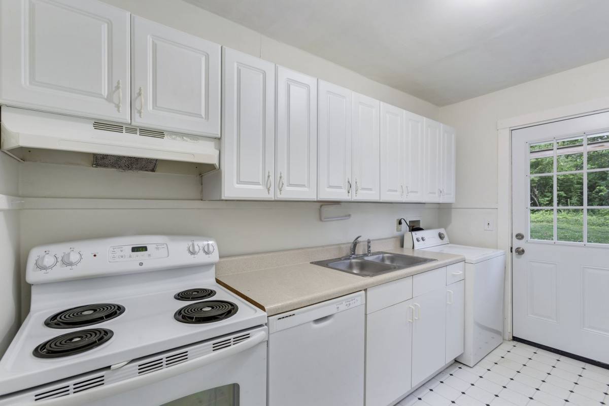 House for rent at 4104 Kimbark Dr, Nashville, TN 37215