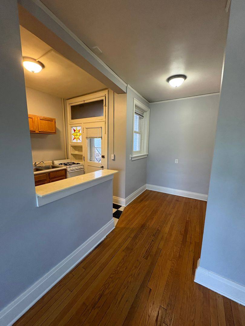 Apartment for rent at 520 S 31st St, Omaha, NE 68105