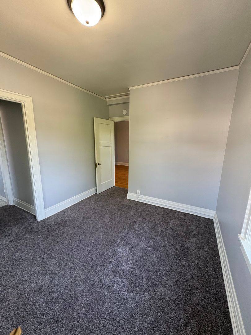Apartment for rent at 520 S 31st St, Omaha, NE 68105