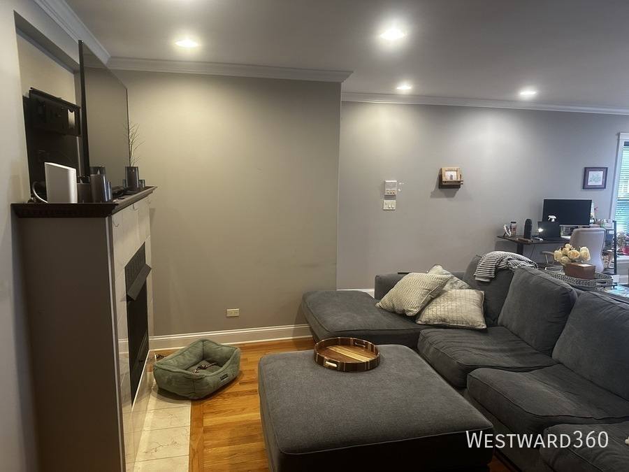 Condo for rent at 1226 W Huron #101, Chicago, IL 60642