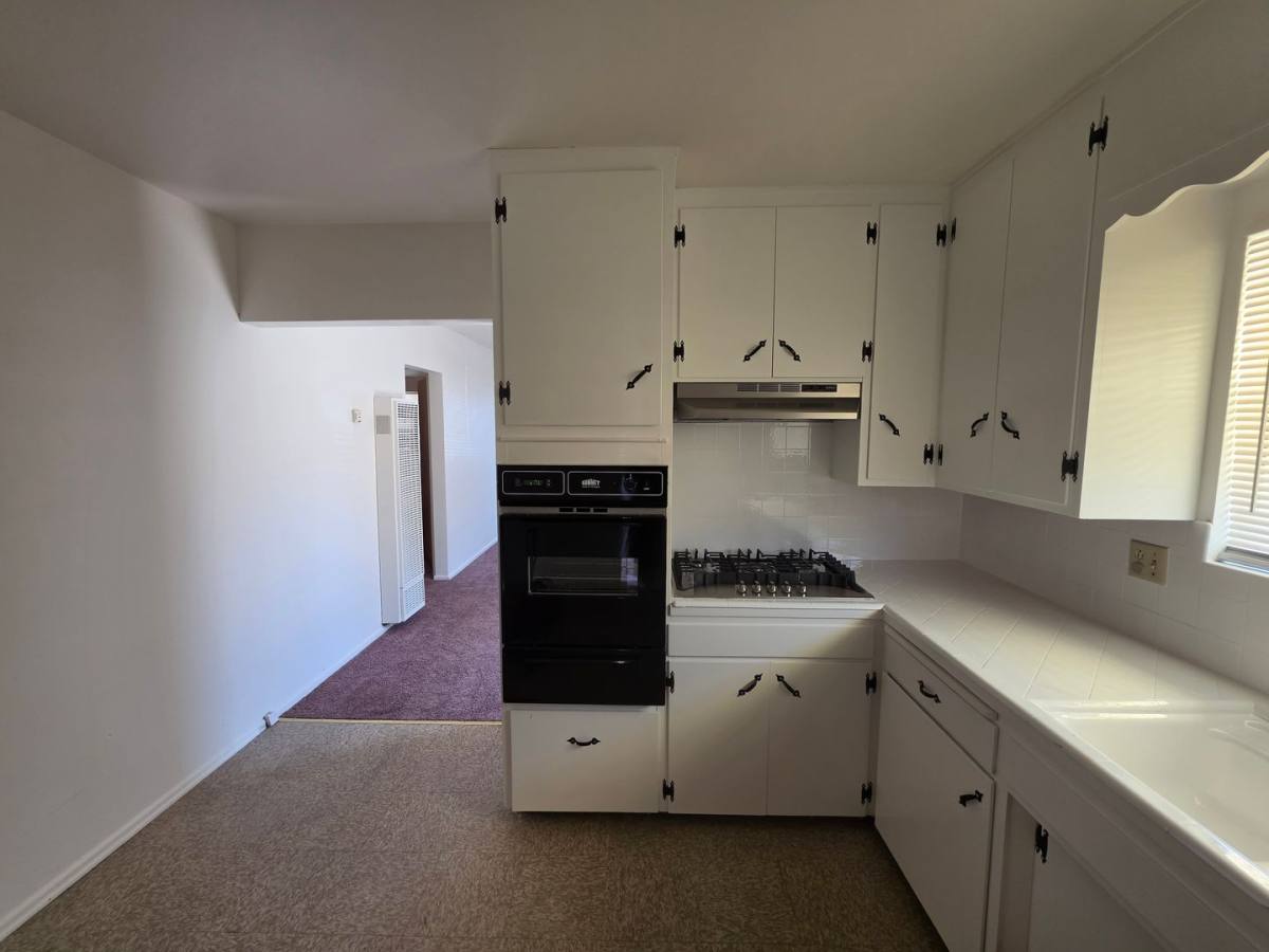 Apartment for rent at 700-12 E Johnston Ave, Hemet, CA 92543