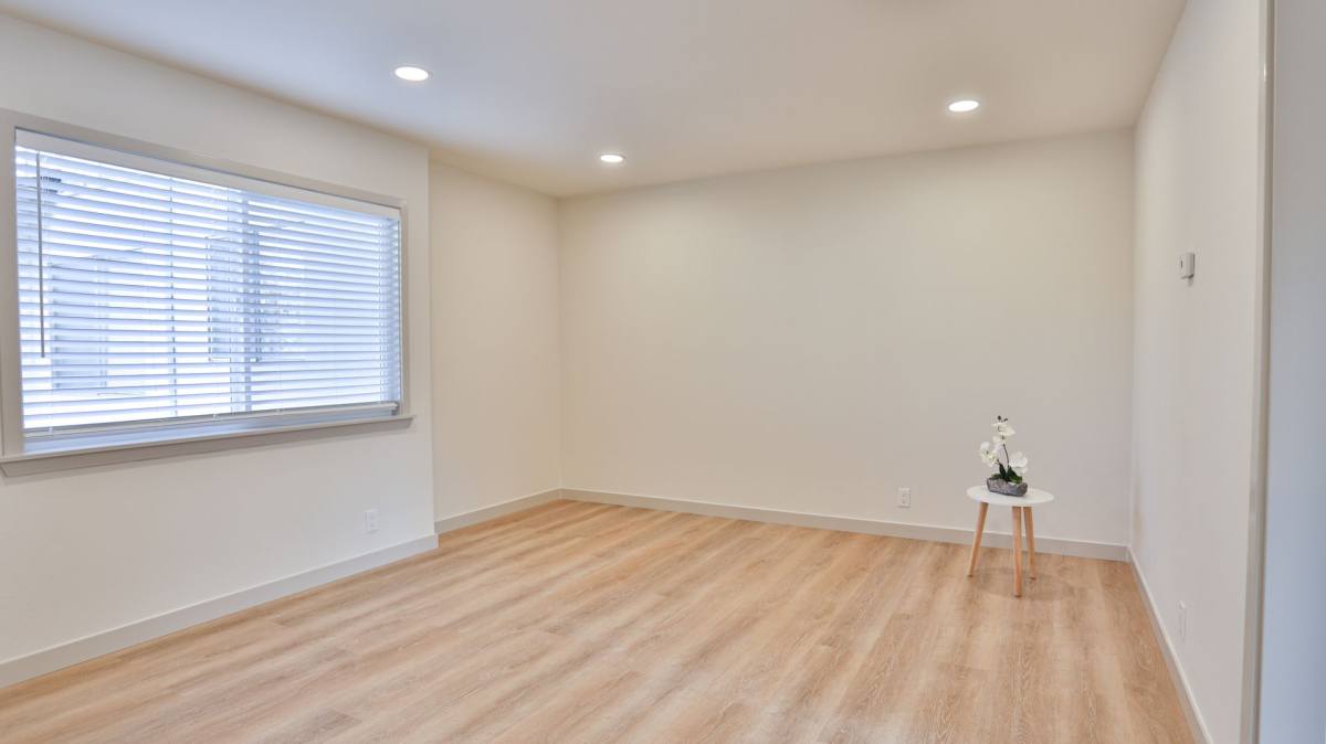 Apartment for rent at 460 E Maude Ave, Sunnyvale, CA 94085