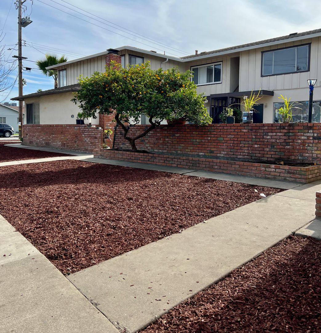 Apartment for rent at 460 E Maude Ave, Sunnyvale, CA 94085