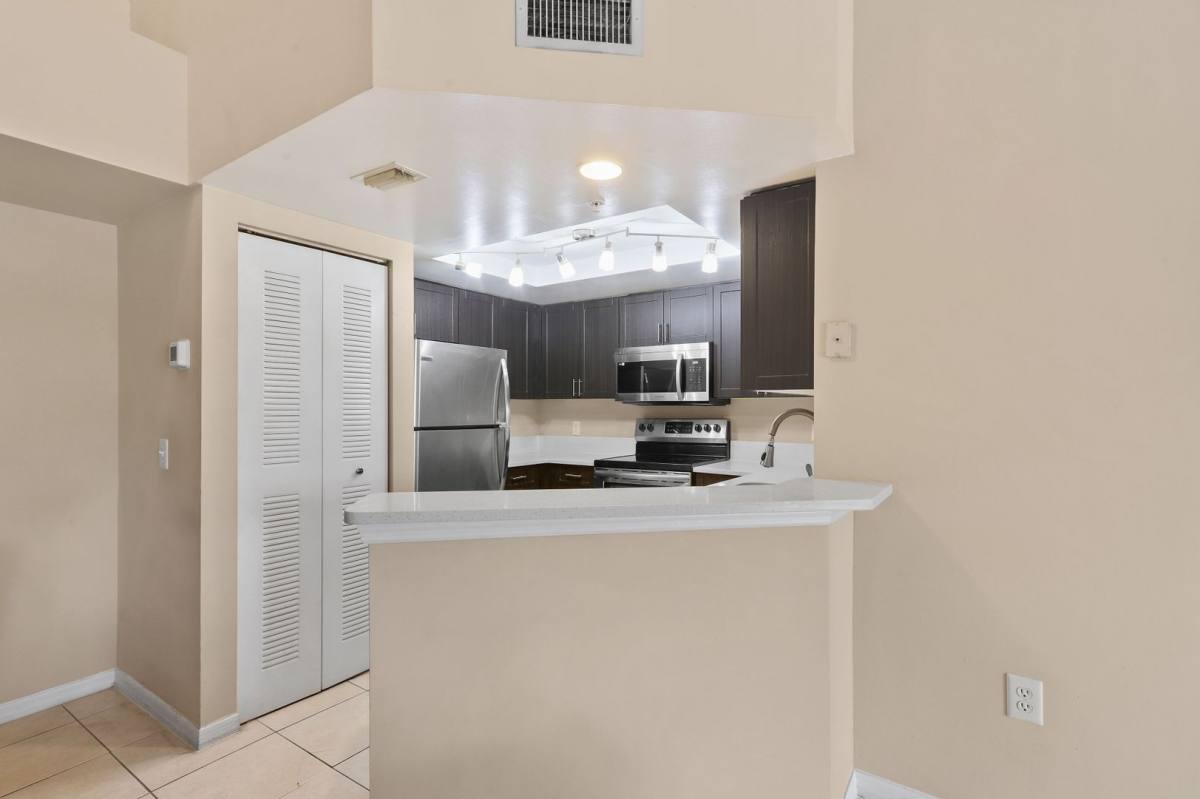 Condo for rent at 4159 N Haverhill Rd #1319, West Palm Beach, FL 33417