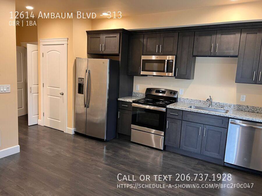 Apartment for rent at 12614 Ambaum Blvd #313, Seattle, WA 98146