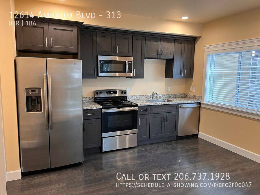 Apartment for rent at 12614 Ambaum Blvd #313, Seattle, WA 98146