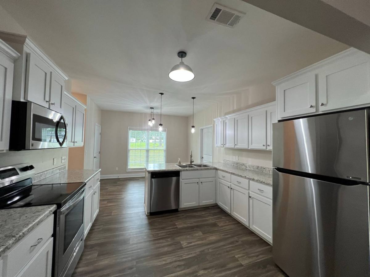 House for rent at 407 Tradewind Trail, Statesboro, GA 30458