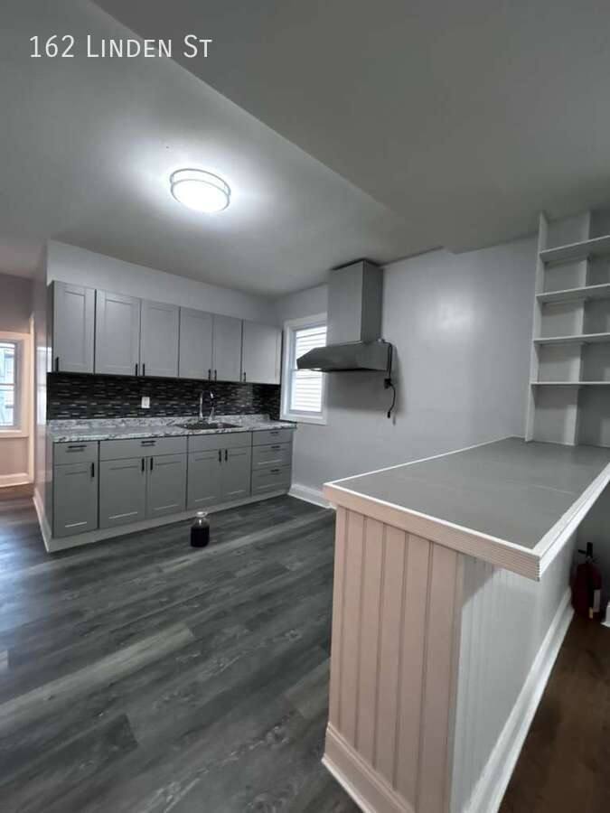 Apartment for rent at 162 Linden St, Yonkers, NY 10701