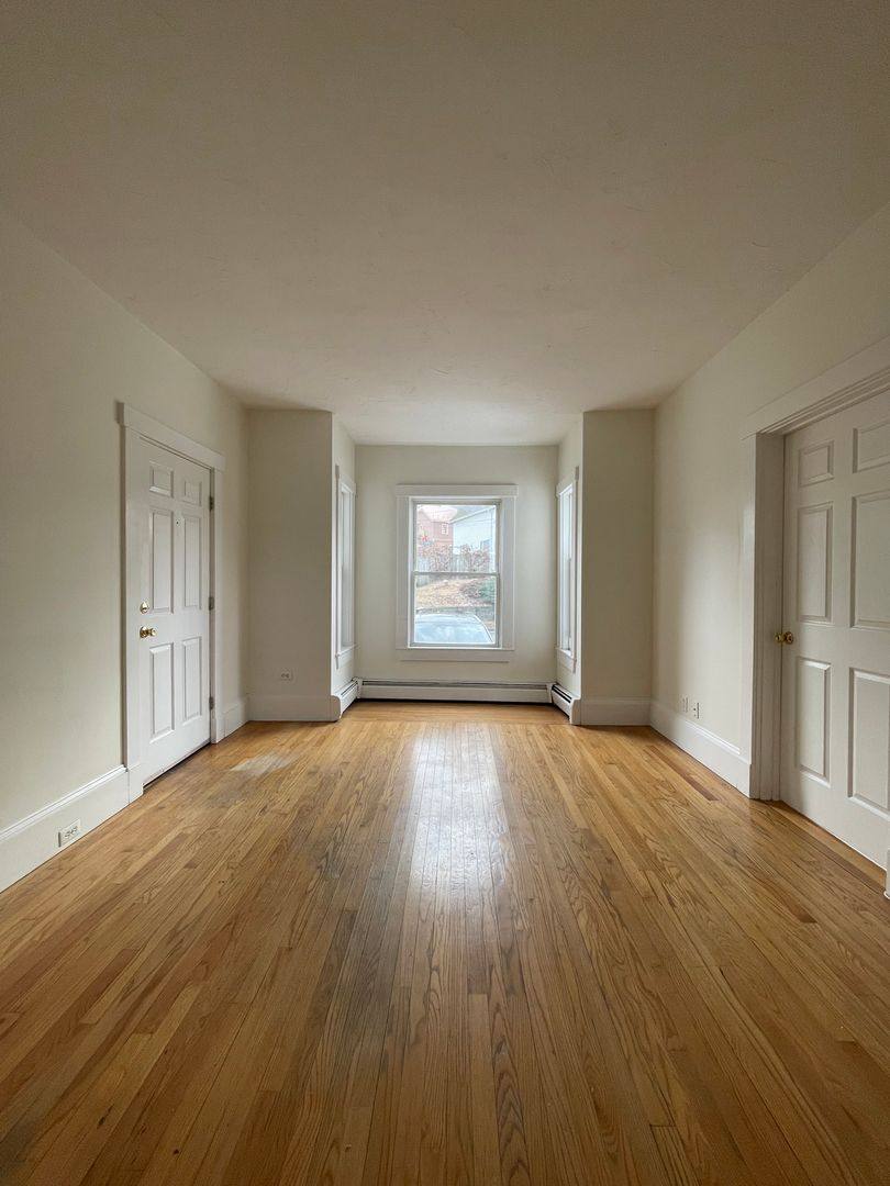 Apartment for rent at 15-21 Park St, Hudson, MA 01749