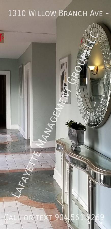 Apartment for rent at 1310 Willow Branch Ave #6, Jacksonville, FL 32205