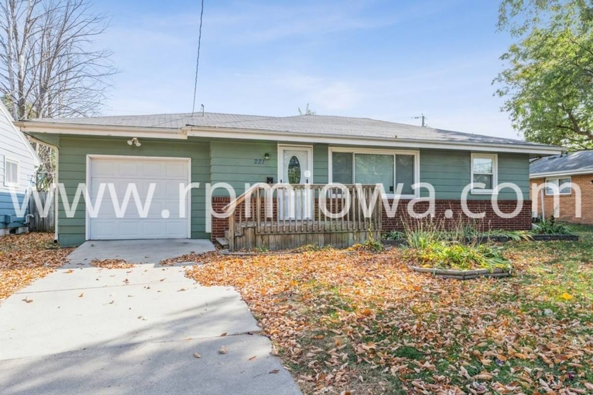 House for rent at 221 SW Scott St, Ankeny, IA 50023