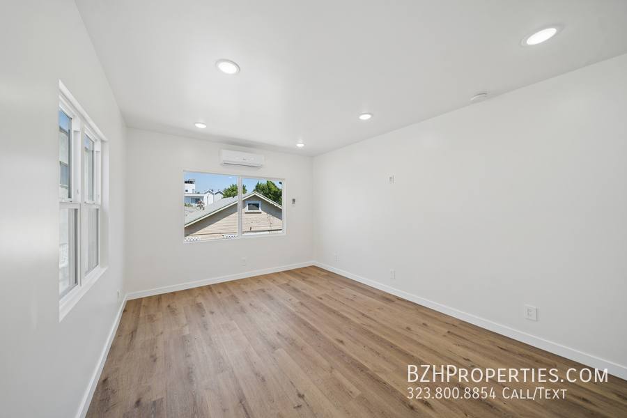 Apartment for rent at 1029 N Gardner St, Los Angeles, CA 90046
