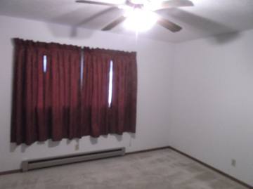 Apartment for rent at 123 2nd Ave SE #3, Oelwein, IA 50662