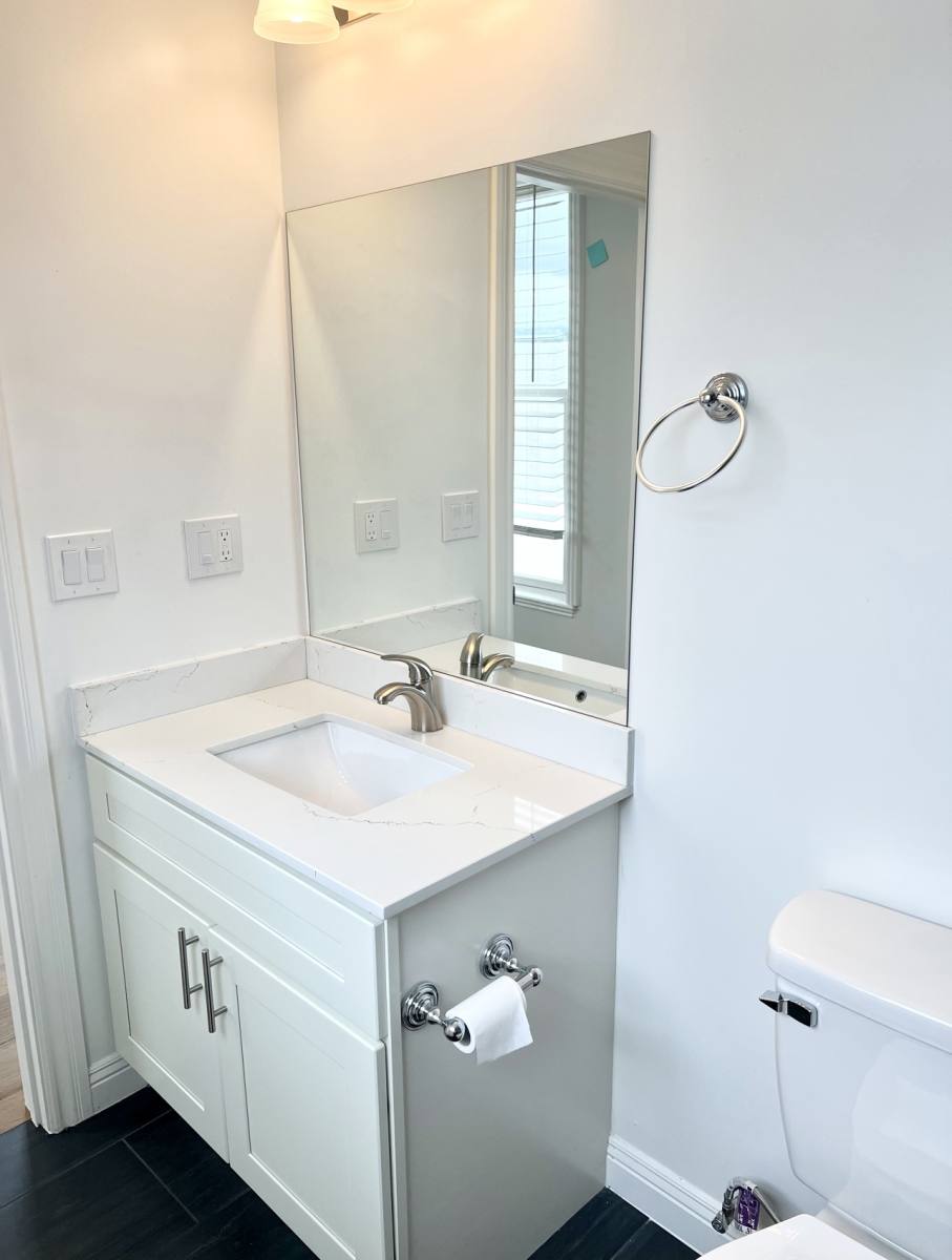 Apartment for rent at 1918 Lakeshore Ave, Oakland, CA 94606