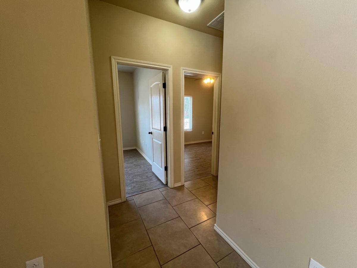 Apartment for rent at 4422 105th St, Lubbock, TX 79424