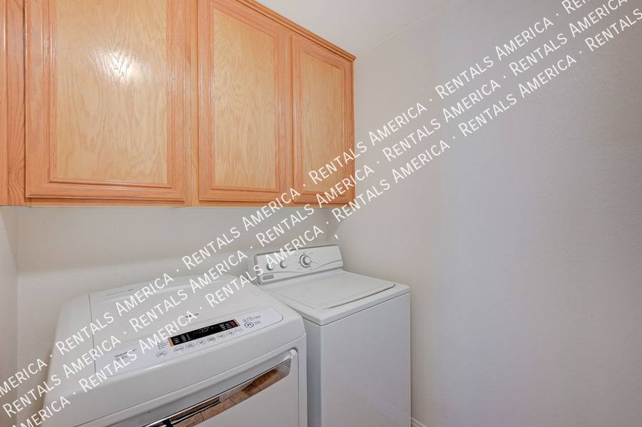 House for rent at 201 Sandhill Crane Ave, Henderson, NV 89002