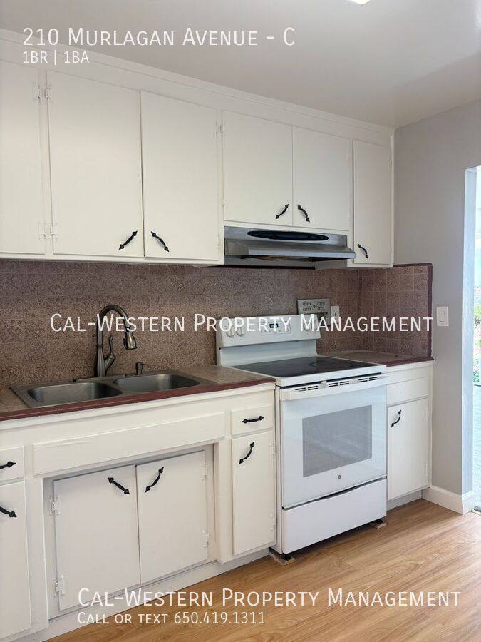 Apartment for rent at 210 Murlagan Ave #C, Mountain View, CA 94043
