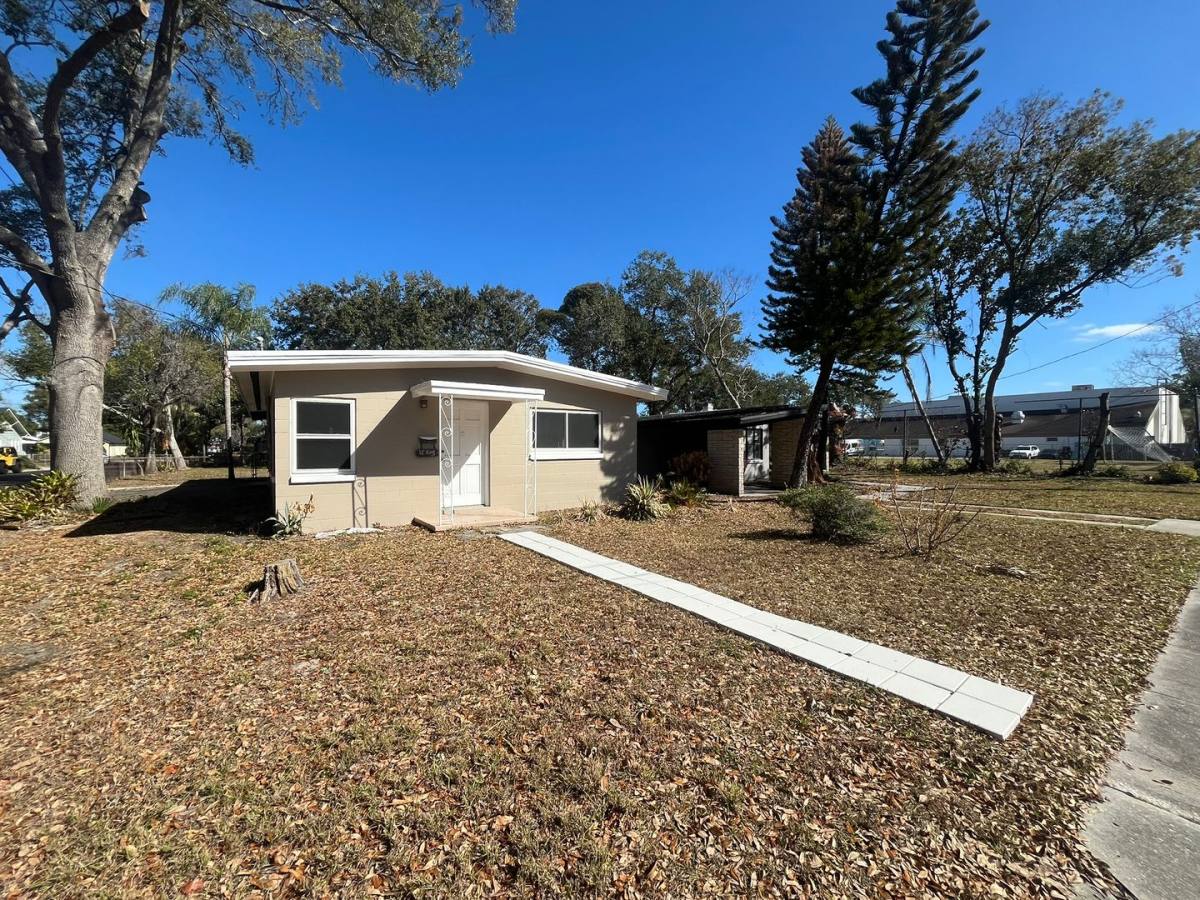 House for rent at 1 E King St, Orlando, FL 32804