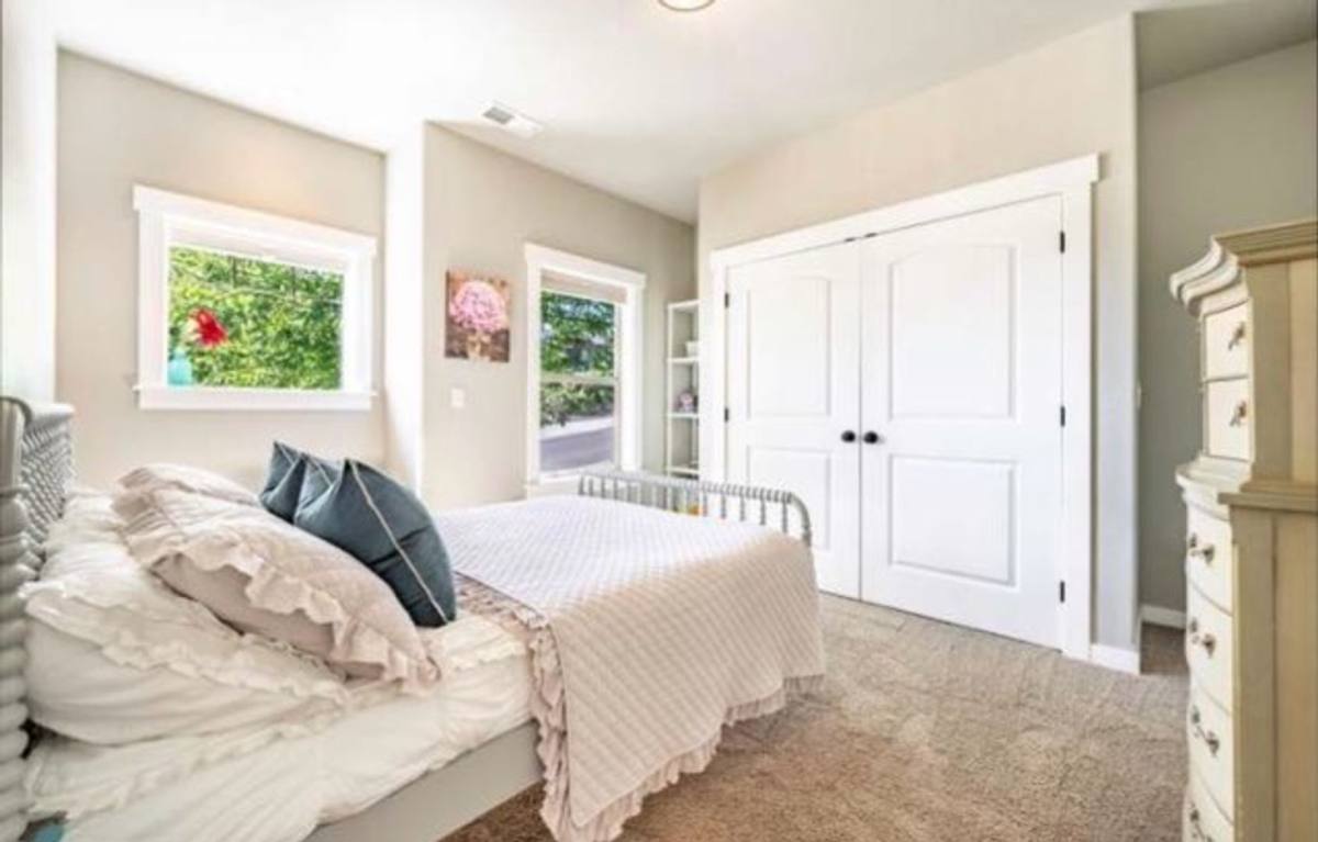 House for rent at 4221 Falcon Ridge Terrace, Medford, OR 97504