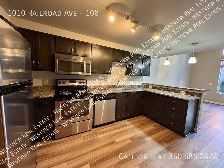 Apartment for rent at 1010 Railroad Ave #108, Bellingham, WA 98225