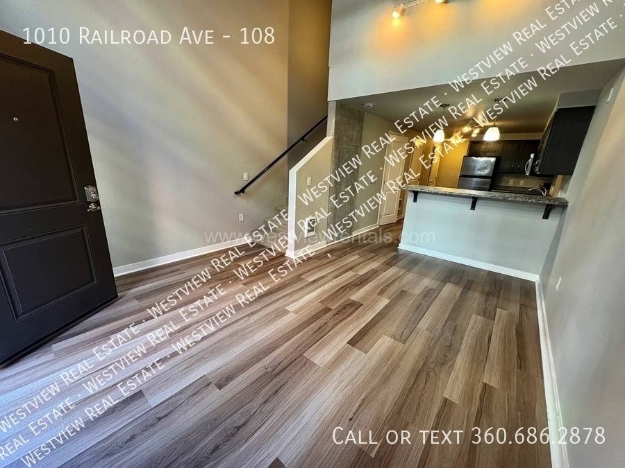 Apartment for rent at 1010 Railroad Ave #108, Bellingham, WA 98225